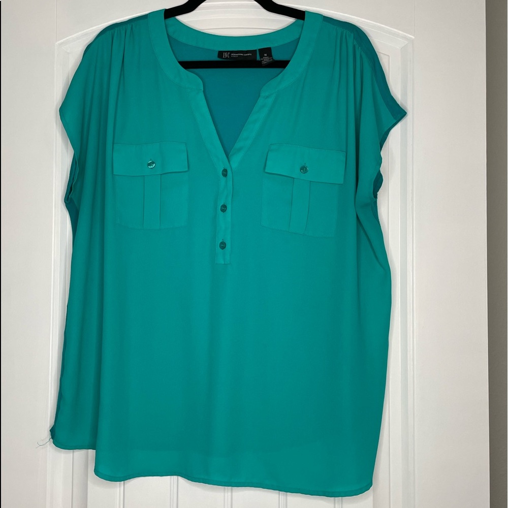 INC Woman mixed media blouse Size 1X